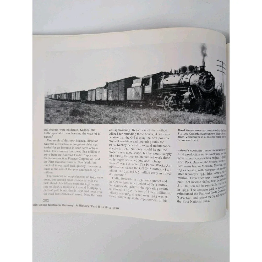 The Great Northern Railway A History Hardcover Railroad Train Book HBS Press